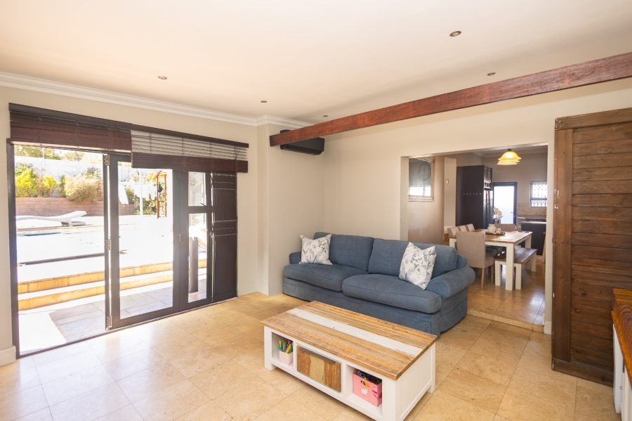 To Let 5 Bedroom Property for Rent in De Bron Western Cape